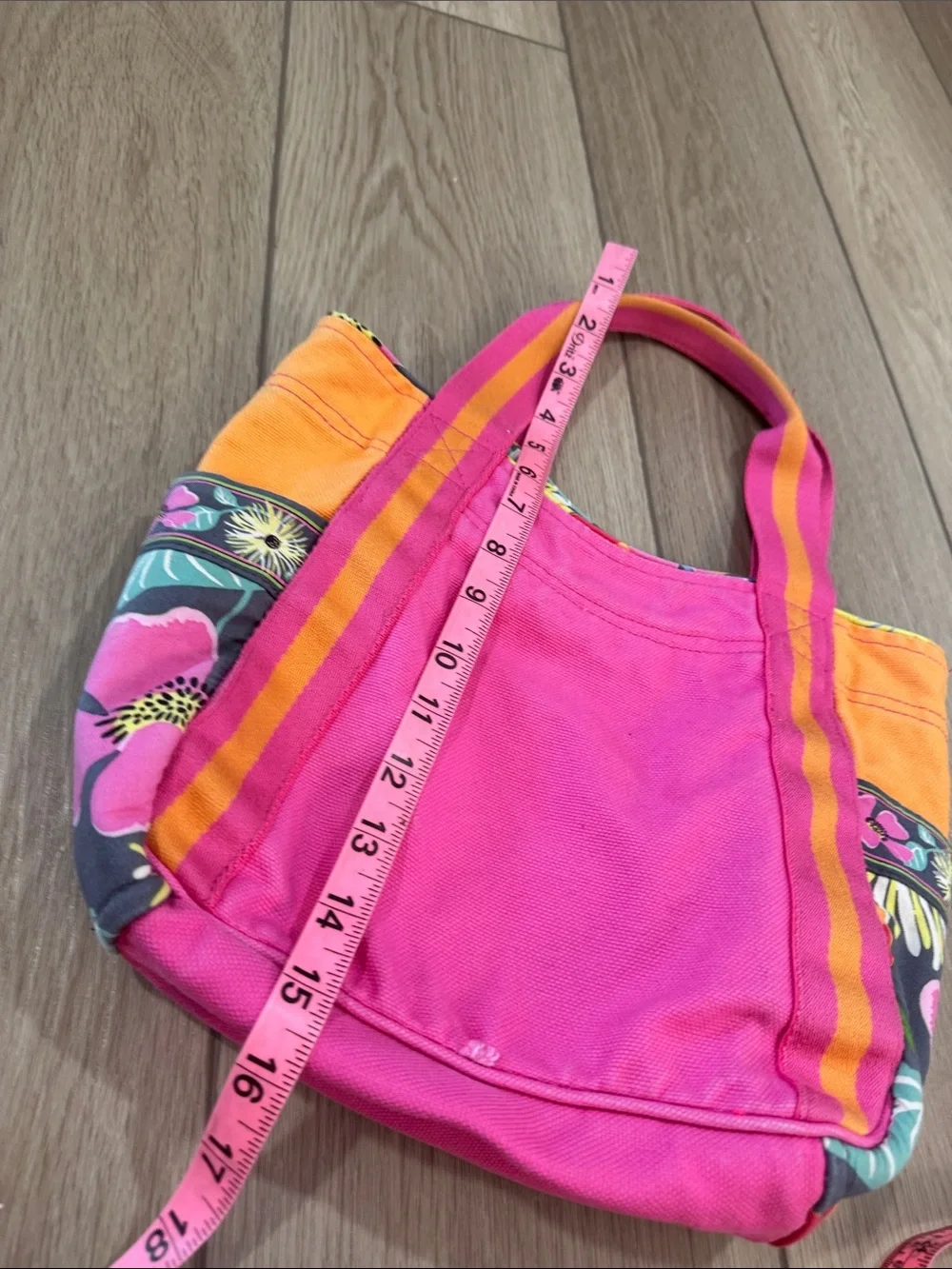 Vera Bradley Small colorblock tote in Jazzy Blooms M Embroidered